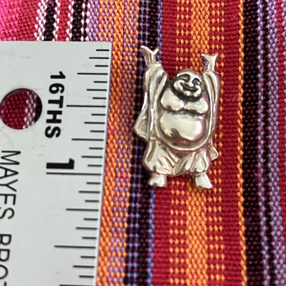DOES THIS HAPPY GUY SPEAK TO YOU ~ Artisan Crafted Silver Happy Buddha Pendant - Picture 4 of 5